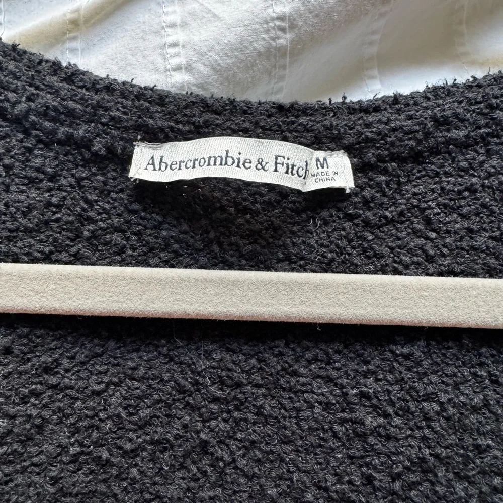 Abercrombie & Fitch Black Textured Tie-Front Tank - Picture 10 of 12